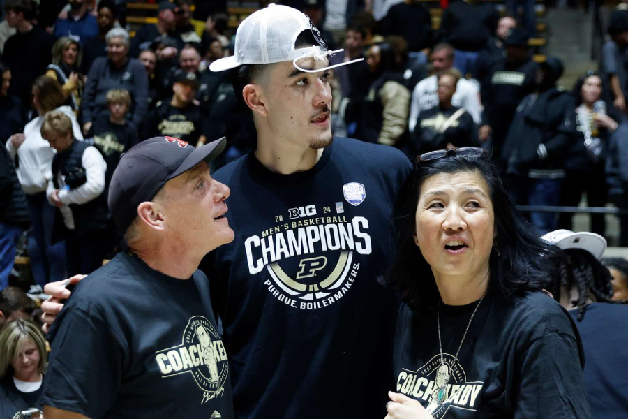 Zach Edey Parents: Glen and Julia Edey's Sweet Story of Love and Hoops