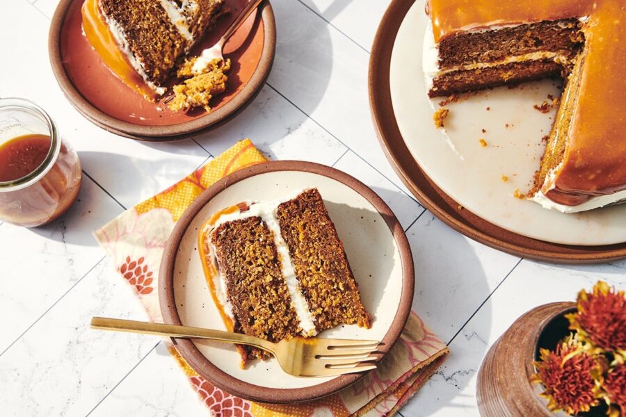 Easy Pumpkin Thanksgiving Cake Recipes Everyone Will Love